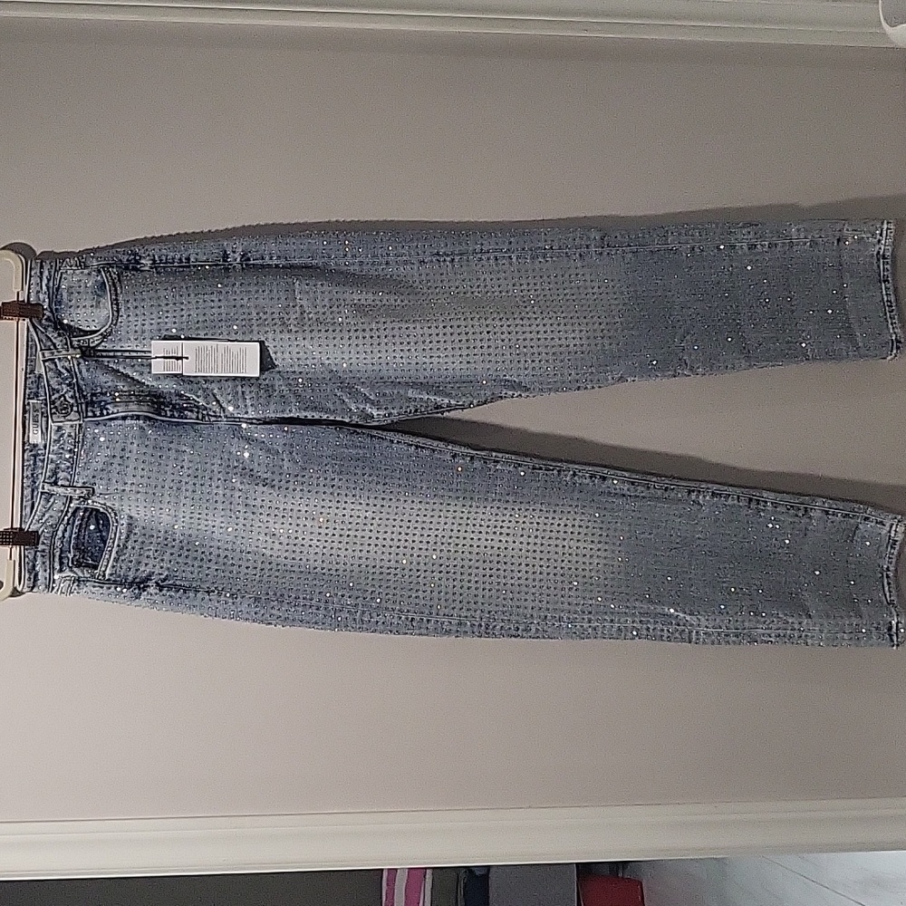 NWT Guess rhinestone jeans